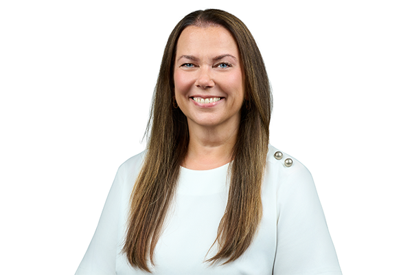 Betül-Bekiray-Portrait-MID-GmbH MID GmbH | Betül Bekiray